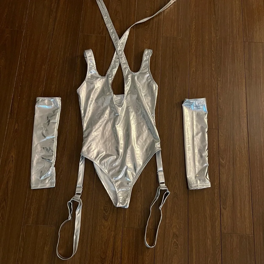 iHeartRaves Silver Metallic Bodysuit - Picture 2 of 6